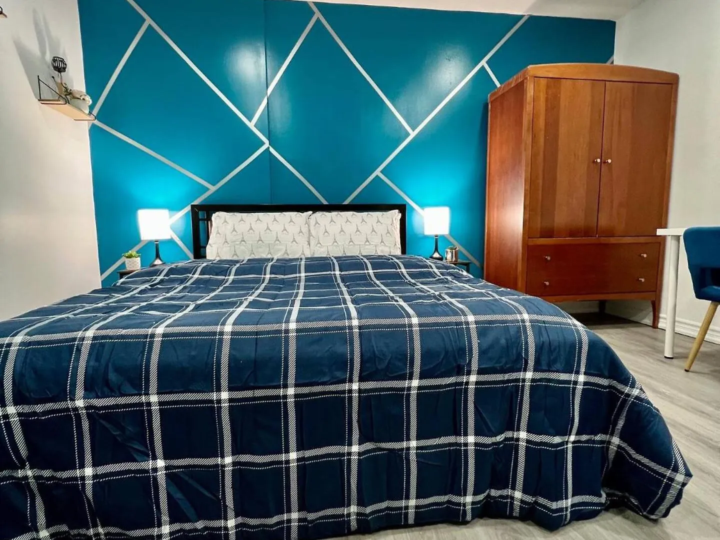 Holiday home K4 Room Near Airport Mississauga