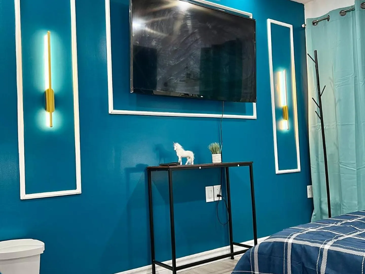 K4 Room Near Airport Mississauga 0*,  Canada
